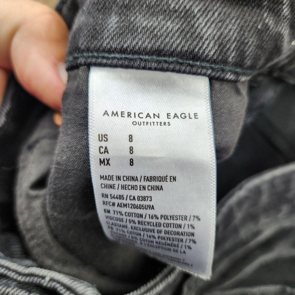 American Eagle Highest Rise 90s Boyfriend Shorts Black Denim Frayed Hem Size 8‎ - Picture 4 of 8